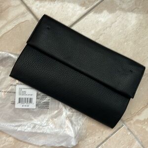 New w/tags in original packaging black leather HOBO Fuse Wristlet/Clutch
